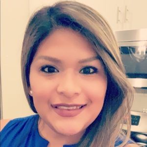 Meet your Posher, Annalee